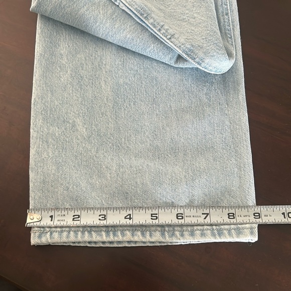 Aritzia Sunday Best High Rise Distressed Light Wash Straight Leg Jeans Size 0 - Picture 14 of 14